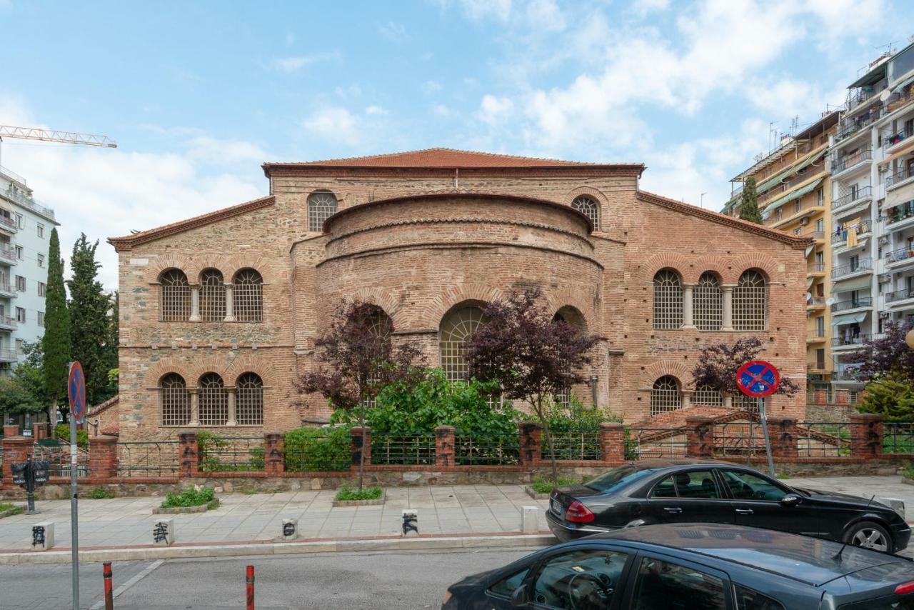Brand-New Modern Flat In Heart Of City Thessaloniki Buitenkant foto
