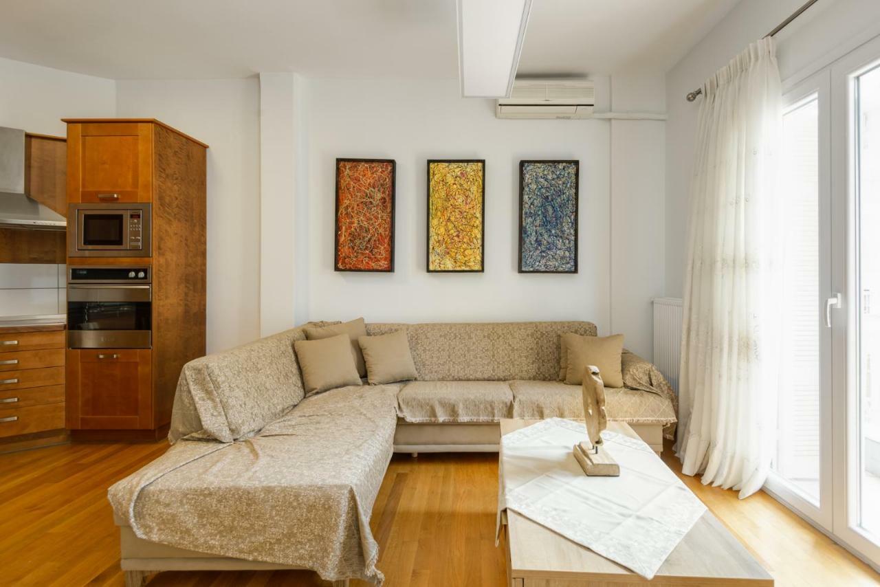 Brand-New Modern Flat In Heart Of City Thessaloniki Buitenkant foto