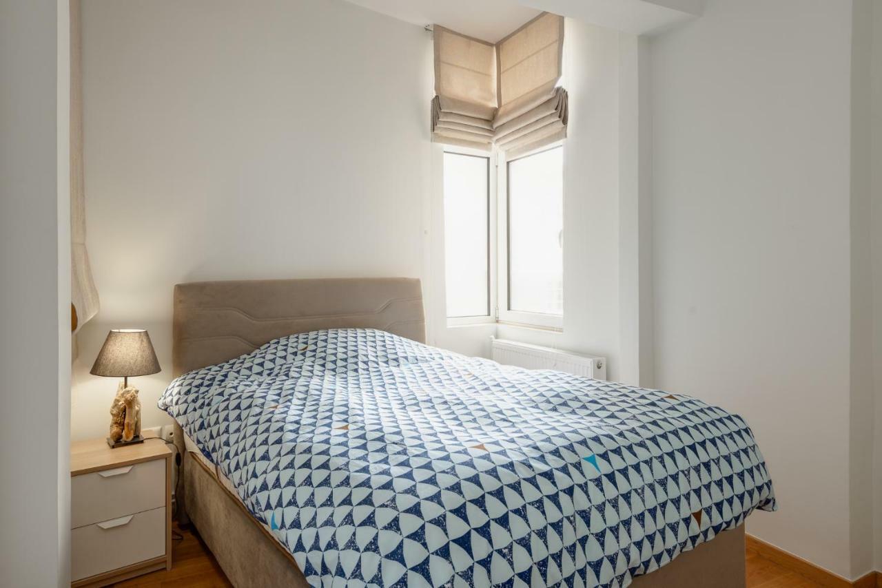 Brand-New Modern Flat In Heart Of City Thessaloniki Buitenkant foto