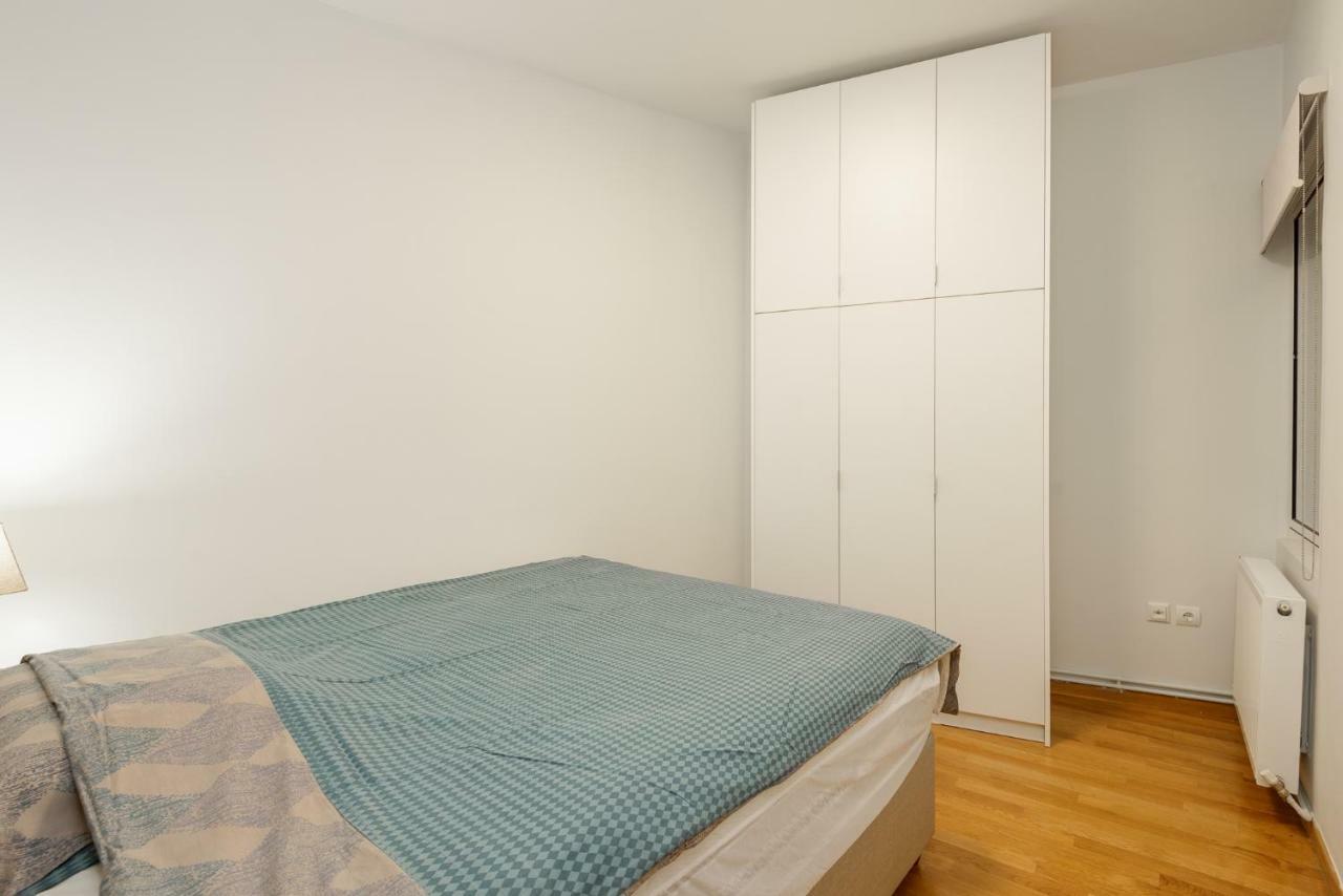 Brand-New Modern Flat In Heart Of City Thessaloniki Buitenkant foto